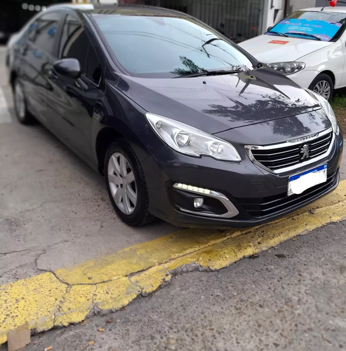 Peugeot 408 2.0 Allure 143cv