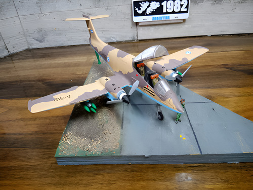 Maqueta De Avión Argentino Ia-58 Pucará Escala 1/48 Malvinas