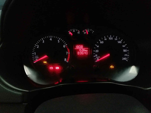 Imagen 13 de 15 de Volkswagen Saveiro 2019 2p Robust L4/1.6 Man A/a
