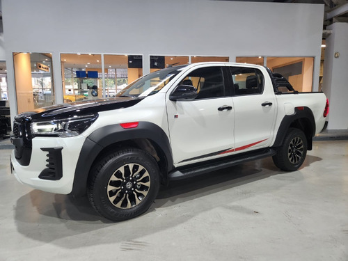 Imagen 1 de 23 de Toyota Hilux 4x4 Dc Gr-s Iii 2.8 Tdi At