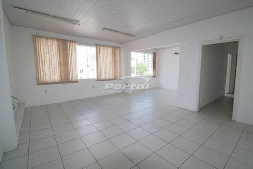 Imagem 2 de 11 de Sala Comercial, Com Ótima Localização, No Centro De Blumenau. - 3570312l