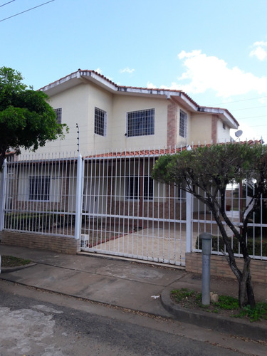 Casa En Alquiler Terrazas Del Caroní Puerto Ordaz 