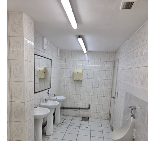 Arriendo Bodega Con Oficinas En Condominio Industrial