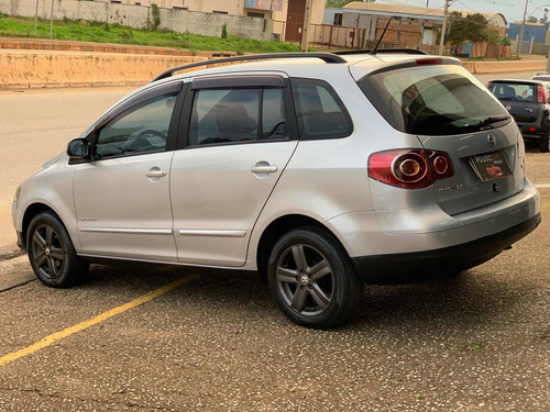 Imagem 5 de 15 de Volkswagen Spacefox 2010 1.6 Sportline Total Flex 5p