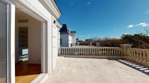 Imagen 22 de 30 de Tour 360º - Casa Al Lago - Barrio El Golf, Nordelta