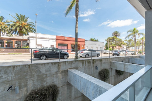 Oportunidad Apartamento Moderno Con Piscina Gala Puerto Punta Del Este- Ref: 63656
