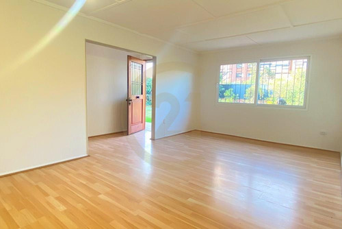 Casa En Venta, 4 Dormitorios, Las Condes