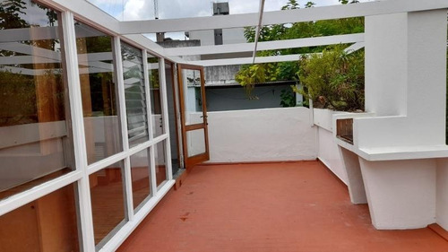 Imagen 8 de 17 de Ph En Venta Zona Plaza Italia