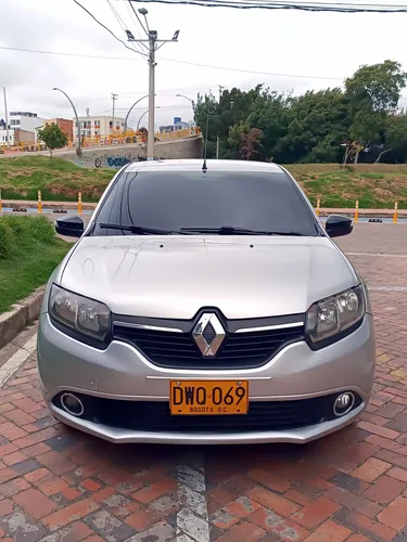 Renault Logan 1.6 Expression / Life +