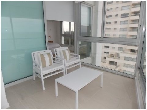 Venta De Apartamento, 3 Dormitorios, Playa Brava