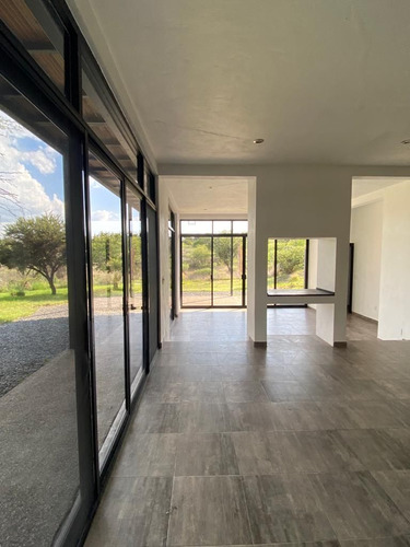 House For Sale In Los Senderos, San Miguel De Allende