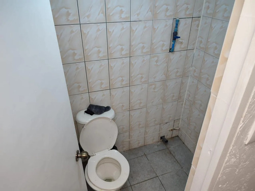Bodega Con Oficinas Frente A Parque Lo Galindo