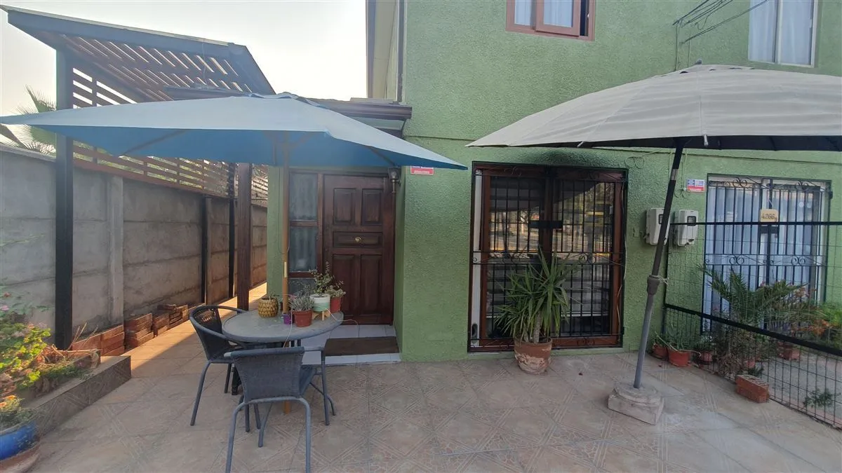Imagen 2 de 30 de Casa En Arriendo De 3 Dorm 2 Baños En La Florida
