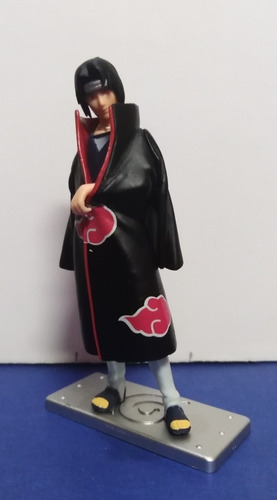 Naruto - Itachi Uchiha Figura No Articulada Escala Gashapon 