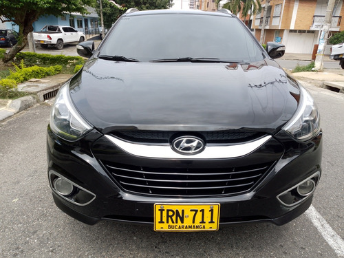 Hyundai Tucson 2.0 Gl Premium 4x2