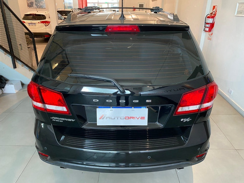 Imagen 14 de 25 de Dodge Journey R/t 3.6 2018
