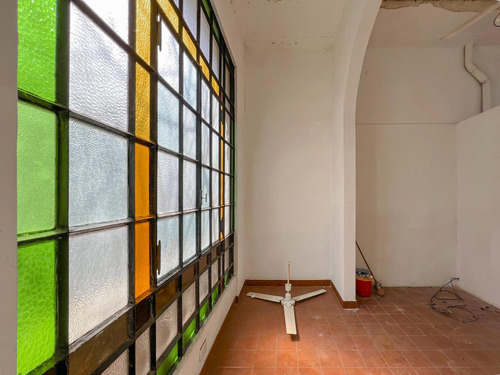 Venta O Alquiler De Casona Comercial En Esquina Con Local Gastronómico Y Oficina En Pa