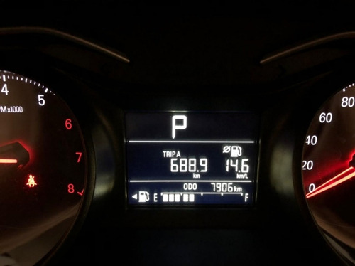 Imagem 8 de 10 de Onix Plus Lt1 1.0 Aut. Turbo Prata 7.000 Km Completo