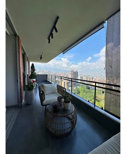 Venta De Apartamento En Castropol 148 Mts, El Poblado