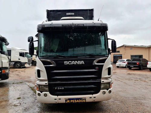 Scania P340 Ano 2010 Toco 4x2 = 19330 2035 Iveco410