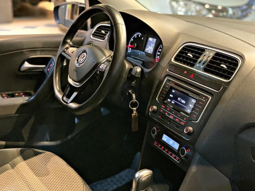 Imagen 2 de 15 de Volkswagen Polo Comfortline Tiptronic 1.6n 58.000km 2017