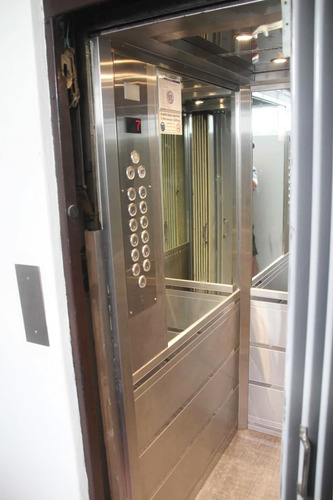 Imagen 6 de 7 de Venta Departamento De 2 Ambientes Ubicado Sobre Av. Corrientes Balvanera
