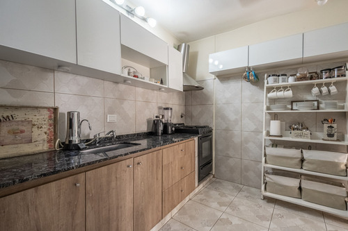 Ph · Venta · 5 Ambientes · San Cristóbal · Patio