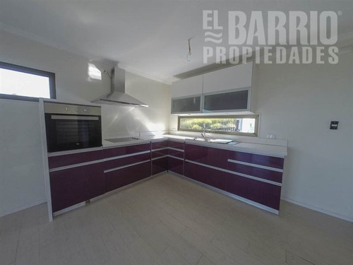 Imagen 9 de 17 de Casa En Venta En Colina