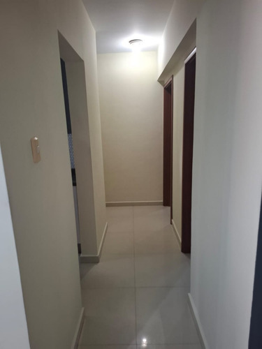 Apartamento En Venta Urbanizacion El Parral
