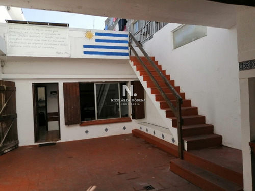 Casas En Venta Ubicadas En Zona Centro De Maldonado.-ref:4067
