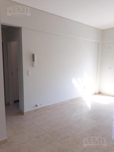 Imagen 10 de 17 de Departamento - Adrogue
