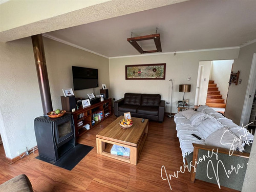 Casa En Venta De 5 Dorm. Peñuelas Coquimbo