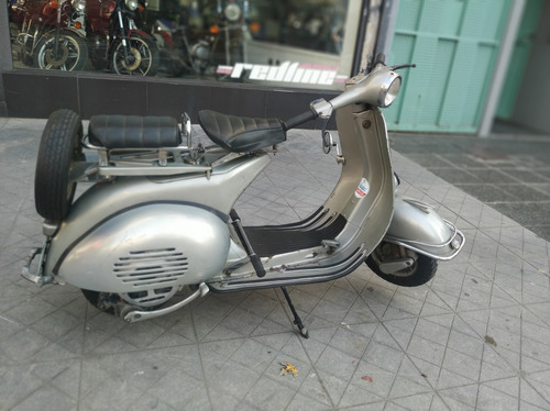 Imagen 12 de 17 de Motoneta Vespa 1957 De Colección