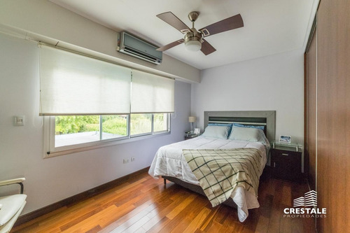 Imagen 26 de 30 de Importante Casa 2 Plantas. 3 Dormitorios En Venta. Piscina, Parque - Cadaques (funes Hills)