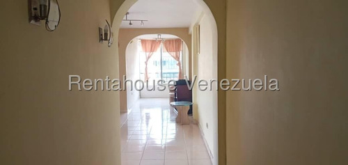 Venta De Apartamento En El Cafetal, Rc 25:18384