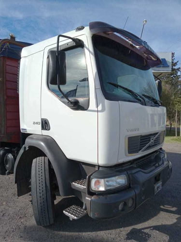 Volvo 240 Chasis Carroceria Mixta