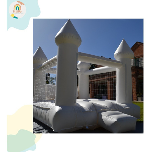Imagen 4 de 5 de Alquiler Castillo Inflable Blanco Con Tobogan Y Pelotero