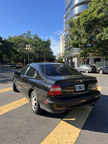 Honda Accord 2.2 Ex At