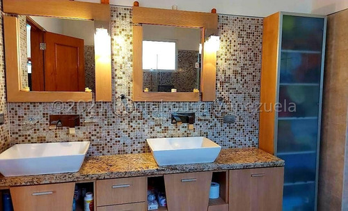 Imagen 11 de 14 de Apartamento En Venta Altamira 21-21939