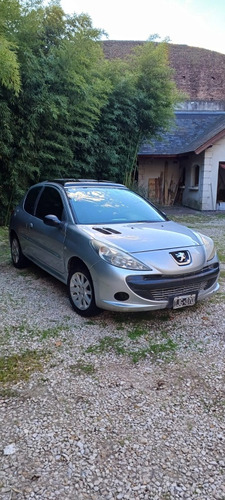 Peugeot 207 Sedan 3 Puertas