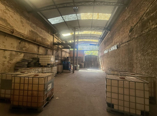 Venta Galpon Industrial Mataderos 1155mts Cubierto