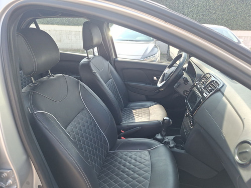 Renault Logan 4p Intens L4/1.6 Aut