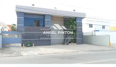 Edificio en alquiler