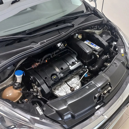 Peugeot 208 1.6 Feline