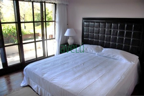 Imagen 1 de 5 de Casa En Golf, 6 Dormitorios *- Ref: 731