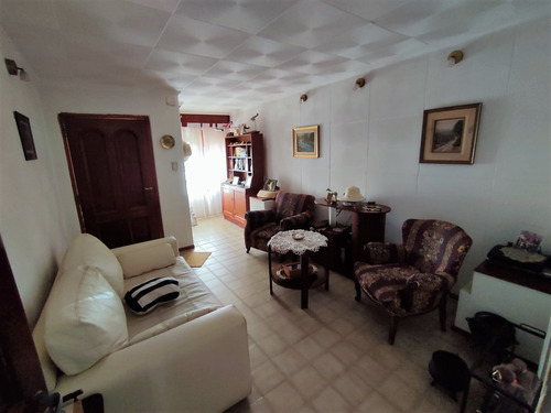 Imagen 3 de 23 de Casa En Venta - B° Las Palmas
