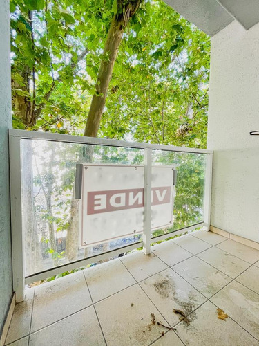 Venta Con Renta Apartamento De 2 Dormitorios Con Terraza En Tres Cruces