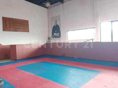 Inmueble Producrivo En Renta, Excelente Ubicacion.