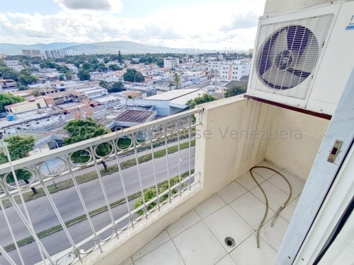 Imagen 10 de 30 de Apartamentos En Venta En Zona Oeste 23-16311 Ec