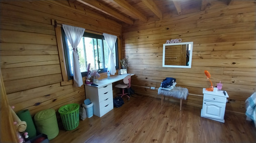 Cabaña En Venta En Sierra De Los Padres. Zona Golf. Vista Panorámica